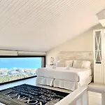 Spaces Sea View Villa- 6 Bedrooms, 5 Bathrooms, 2 Private Pools, Near Center * Sitges