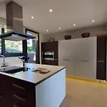 Spaces Sea View Villa- 6 Bedrooms, 5 Bathrooms, 2 Private Pools, Near Center