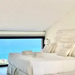 Spaces Sea View Villa- 6 Bedrooms, 5 Bathrooms, 2 Private Pools, Near Center