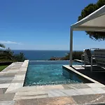 Spaces Sea View Villa- 6 Bedrooms, 5 Bathrooms, 2 Private Pools, Near Center *