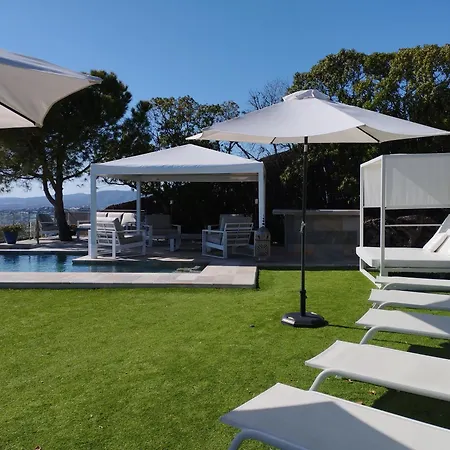 Vila Spaces Sea View Villa- 6 Bedrooms, 5 Bathrooms, 2 Private Pools, Near Center *