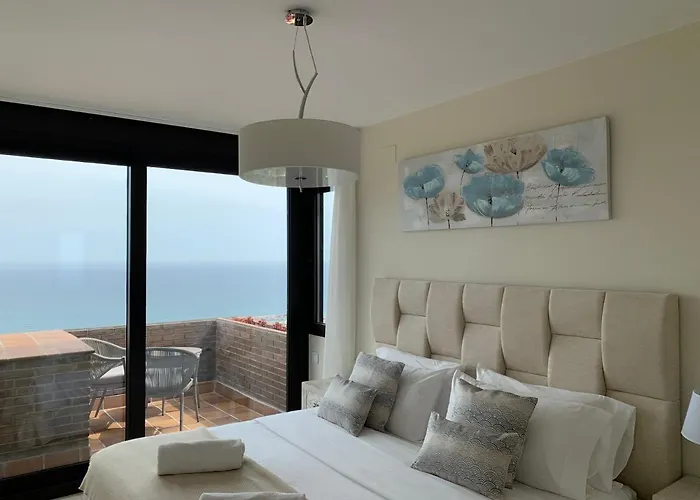 Spaces Sea View Villa- 6 Bedrooms, 5 Bathrooms, 2 Private Pools, Near Center