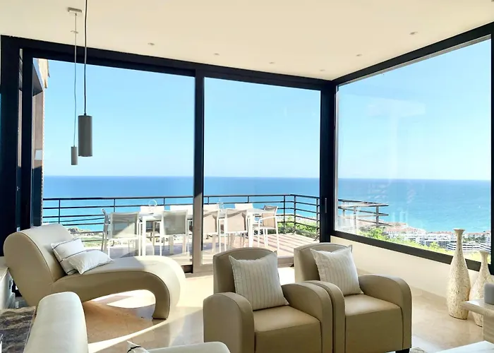 Spaces Sea View Villa- 6 Bedrooms, 5 Bathrooms, 2 Private Pools, Near Center