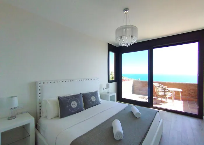 Spaces Sea View Villa- 6 Bedrooms, 5 Bathrooms, 2 Private Pools, Near Center Sitges