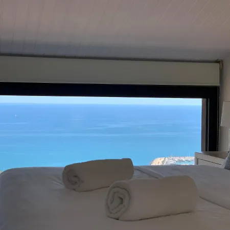 Spaces Sea View Villa- 6 Bedrooms, 5 Bathrooms, 2 Private Pools, Near Center ヴィラ *