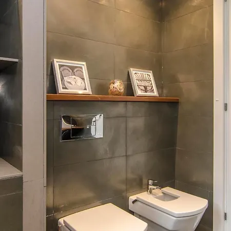 Spaces Sea View Villa- 6 Bedrooms, 5 Bathrooms, 2 Private Pools, Near Center * סיטגס