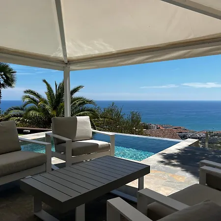 Spaces Stunning Sea View Villa, 2 Pools, Bbq Vila *