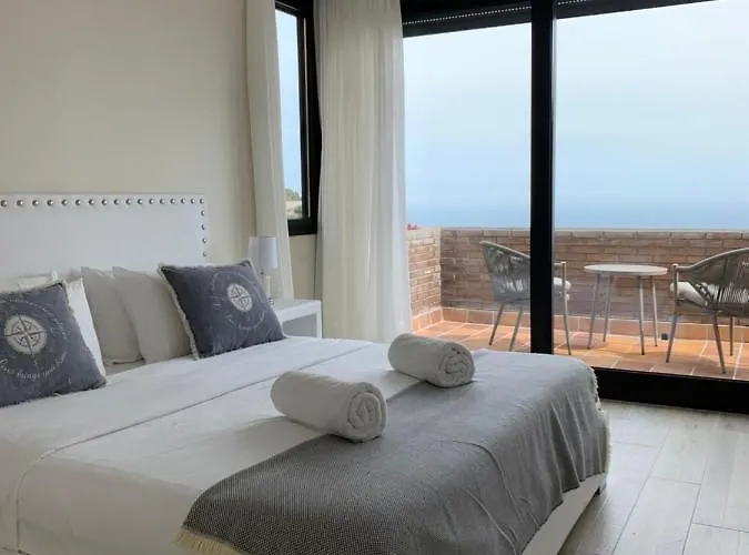 Spaces Sea View Villa- 6 Bedrooms, 5 Bathrooms, 2 Private Pools, Near Center Sitges