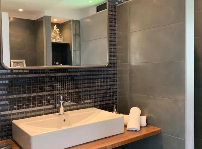 Villa Spaces Sea View Villa- 6 Bedrooms, 5 Bathrooms, 2 Private Pools, Near Center