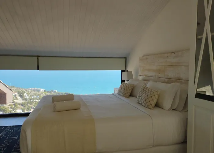 Spaces Sea View Villa- 6 Bedrooms, 5 Bathrooms, 2 Private Pools, Near Center