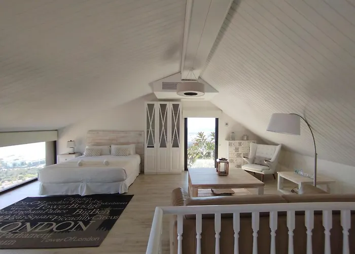 Villa Spaces Sea View Villa- 6 Bedrooms, 5 Bathrooms, 2 Private Pools, Near Center